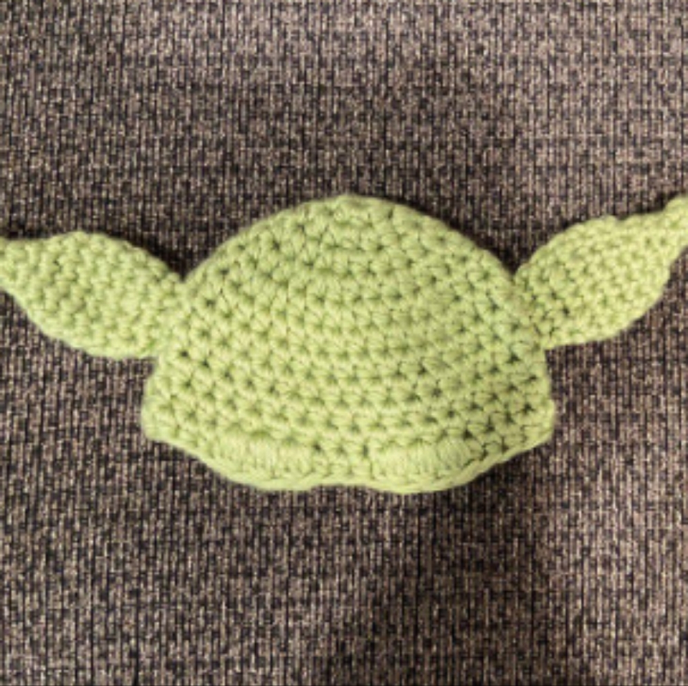 Newborn Yoda Crochet Hat